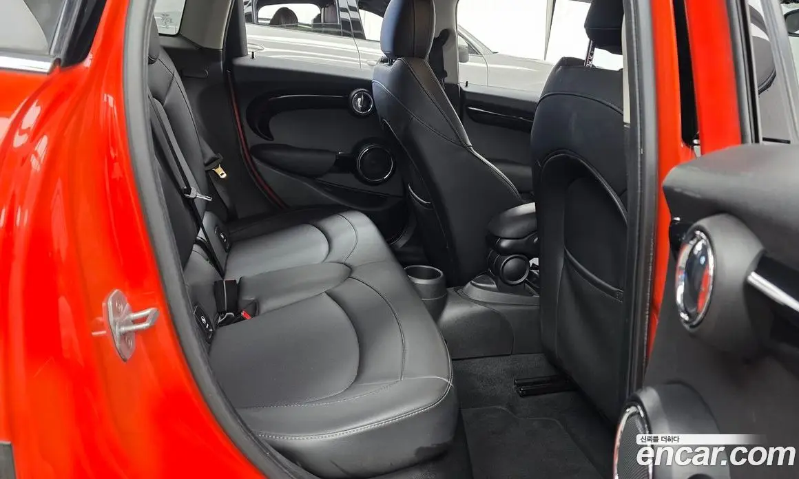 Mini Cooper 2018 2.0 АКПП, фото 17