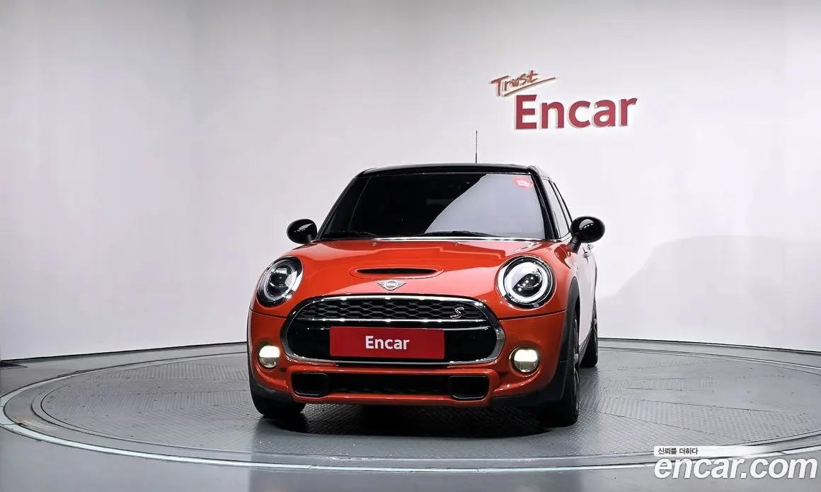 Mini Cooper 2018 2.0 АКПП, фото 3
