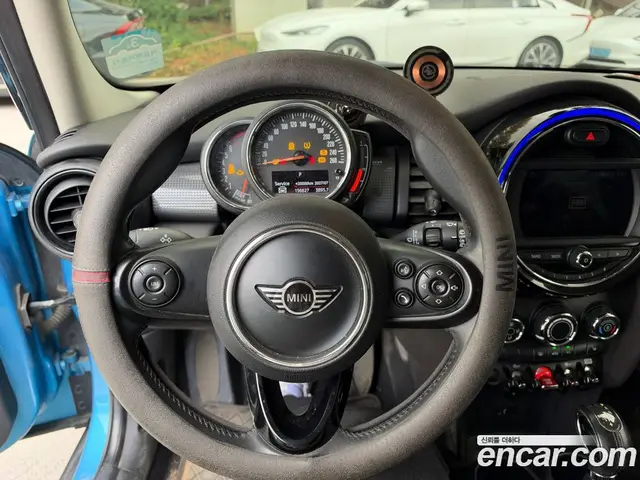 Mini Cooper 2019 1.5 АКПП, миниатюра 6