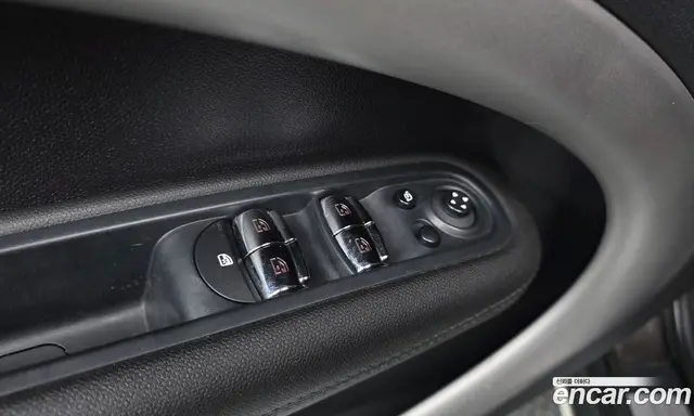 Mini Countryman 2016 2.0 АКПП, миниатюра 11