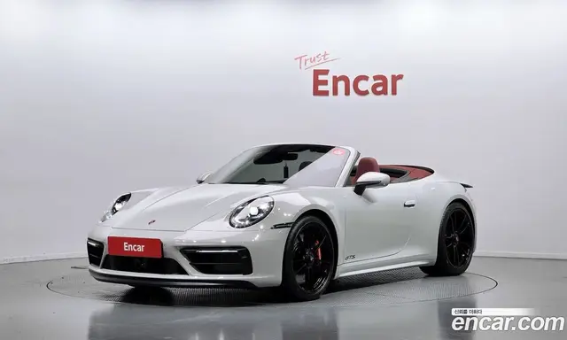 Porsche 911, 2023, 4 933 км