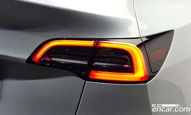 Tesla Model Y 2024 0.2 АКПП, миниатюра 8 Tesla Model Y 2024 0.2 АКПП, миниатюра 8