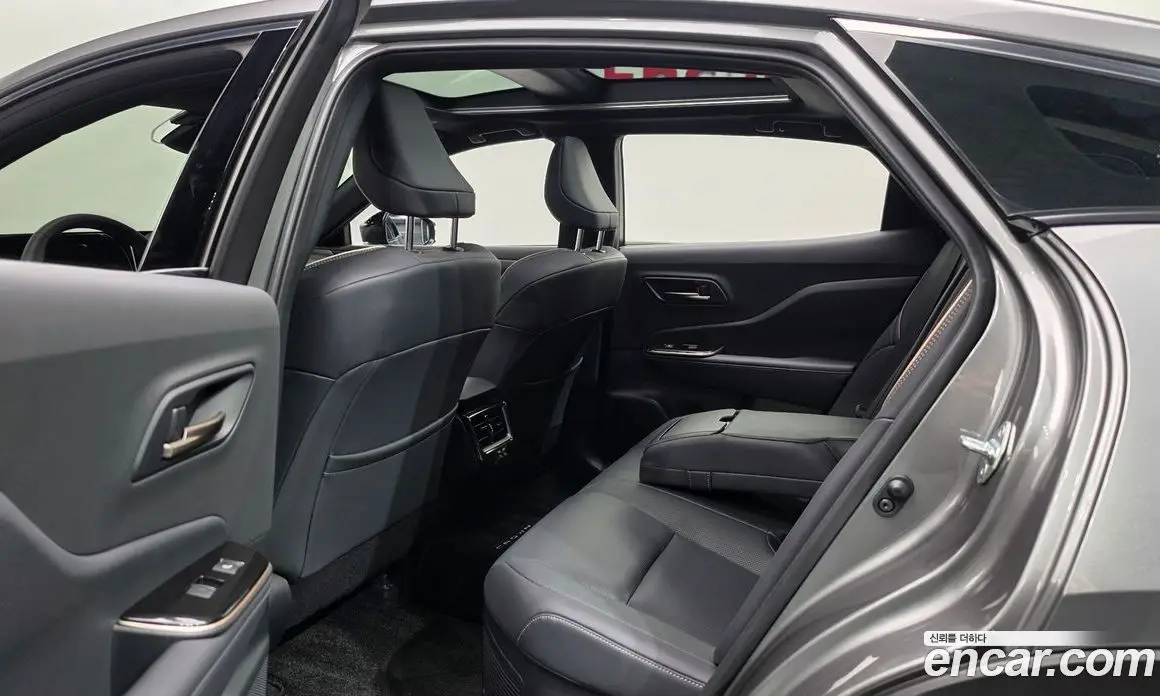 Toyota Crown 2025 2.5 АКПП, фото 17