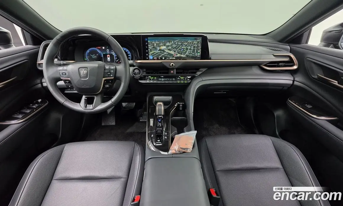 Toyota Crown 2025 2.5 АКПП, фото 10