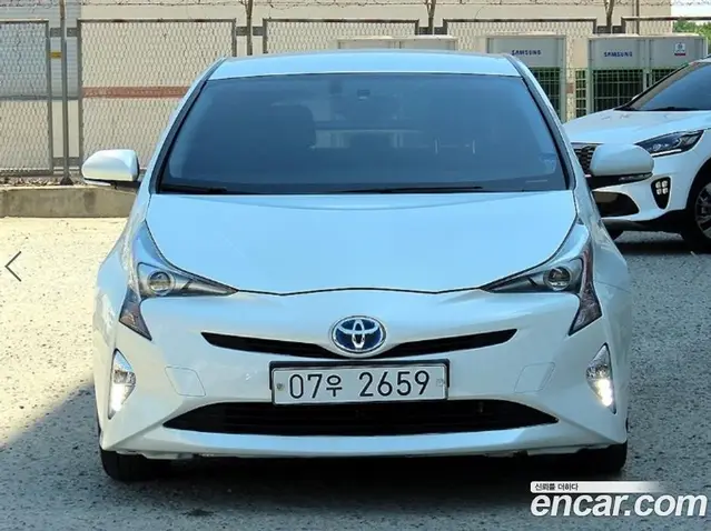 Toyota Prius, 2018, 179 135 км