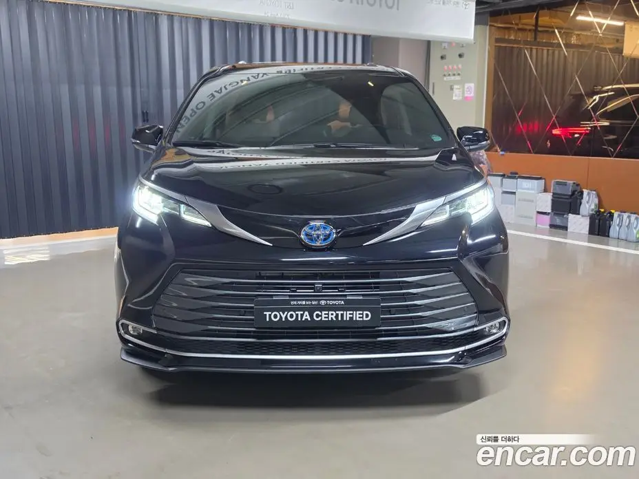 Toyota Sienna 2024 2.5 АКПП, фото 3