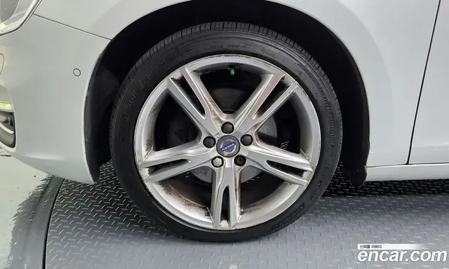 Volvo S60 2016 2.0 АКПП, миниатюра 4