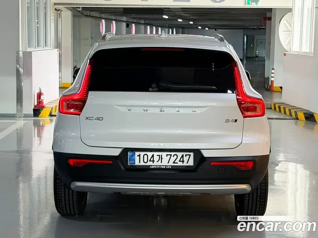 Volvo XC40 2025 2.0 АКПП, миниатюра 4