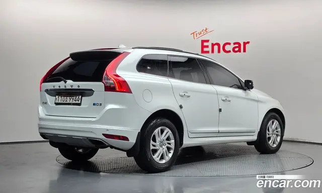 Volvo XC60 2016 2.0 АКПП, миниатюра 2