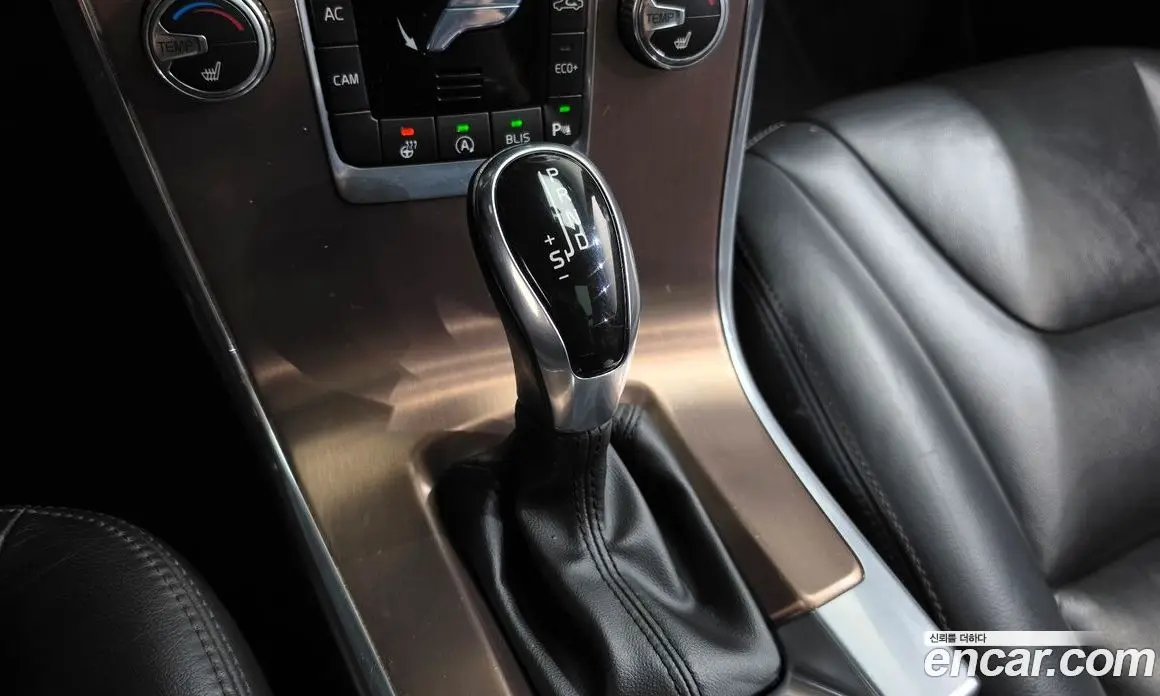 Volvo XC60 2016 2.0 АКПП, фото 9