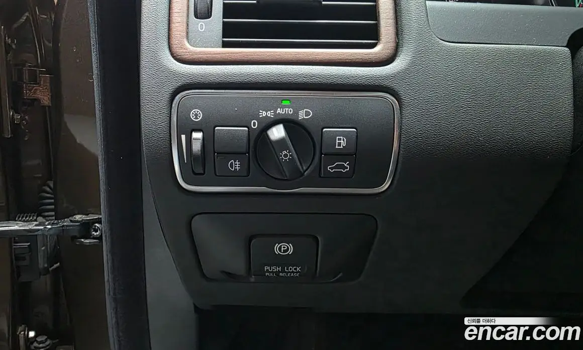 Volvo XC70 2013 2.4 АКПП, фото 16 Volvo XC70 2013 2.4 АКПП, фото 16