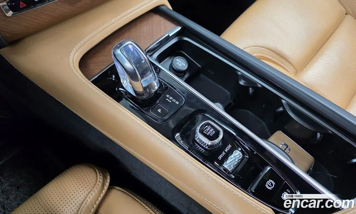 Volvo XC90 2019 2.0 АКПП, фото 9