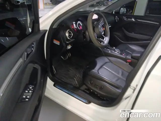 Audi A3 2018 2.0 АКПП, миниатюра 8 Audi A3 2018 2.0 АКПП, миниатюра 8