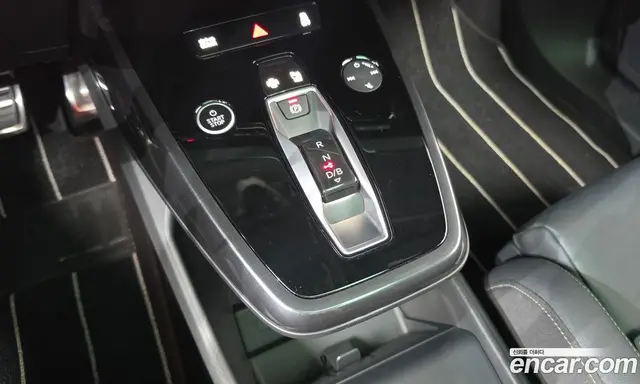 Audi Q4 e-tron 2023 0.2 АКПП, миниатюра 12