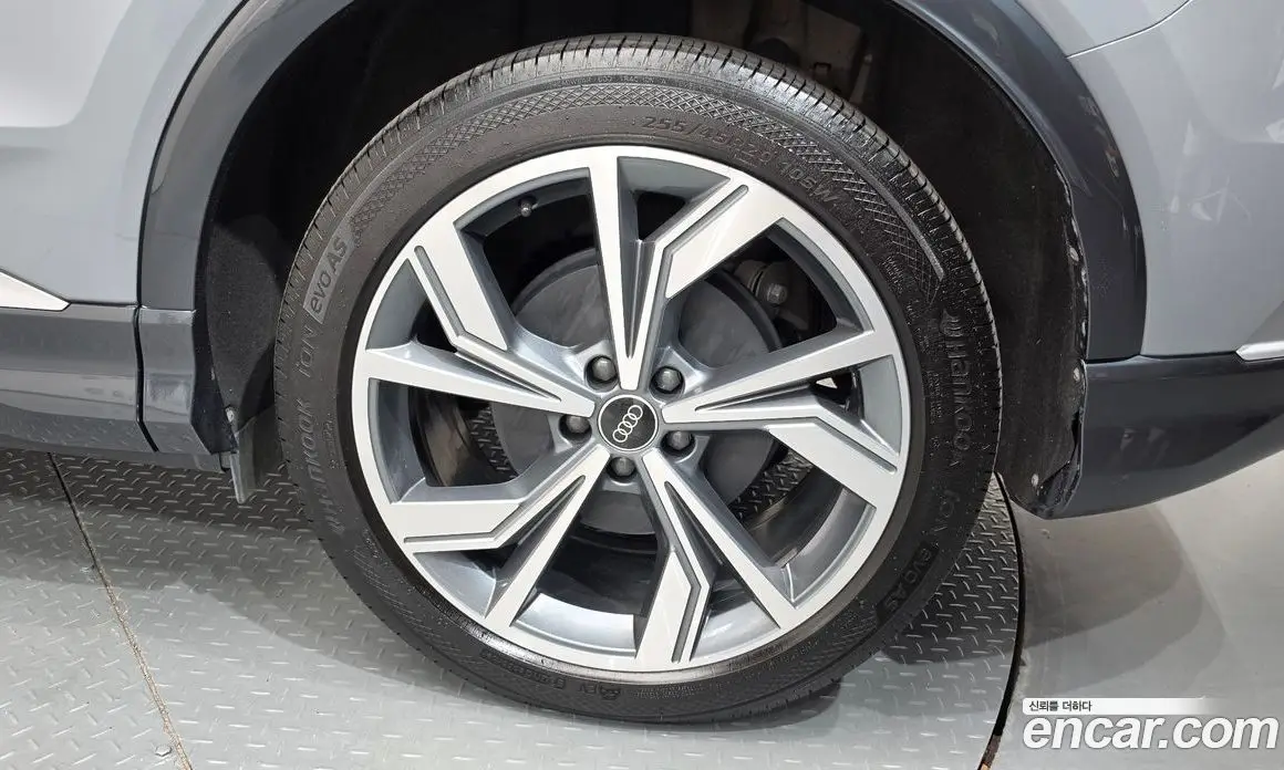 Audi Q4 e-tron 2023 0.2 АКПП, фото 7