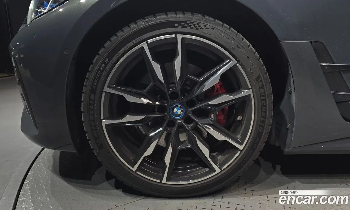 BMW i4 2023 0.2 АКПП, фото 5