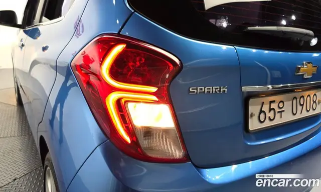 Chevrolet Spark 2015 1.0 АКПП, миниатюра 9 Chevrolet Spark 2015 1.0 АКПП, миниатюра 9