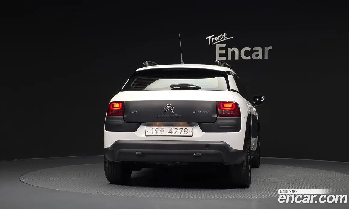 Citroen C4 Cactus 2017 1.6 АКПП, фото 4