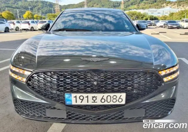 Genesis G90, 2023, 102 794 км