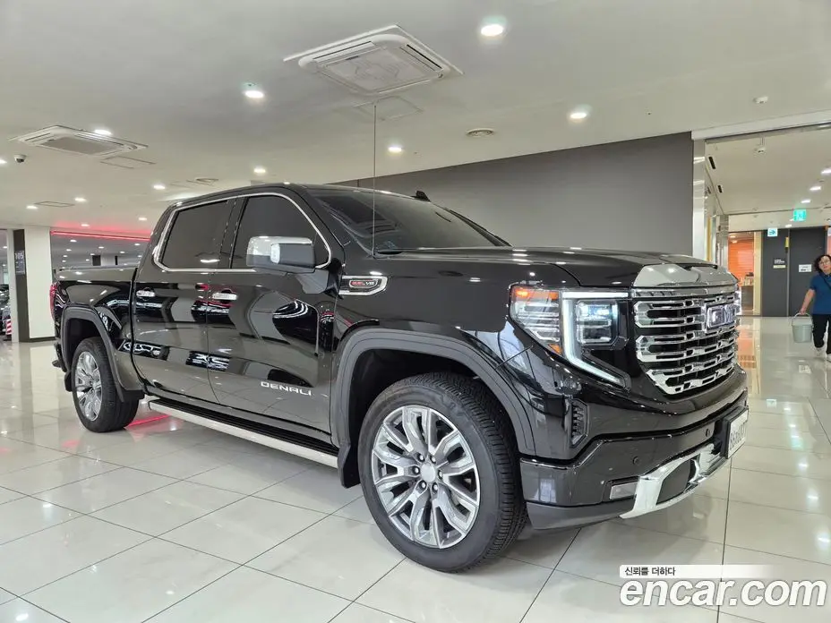 GMC Sierra 2025 6.2 АКПП, фото 3