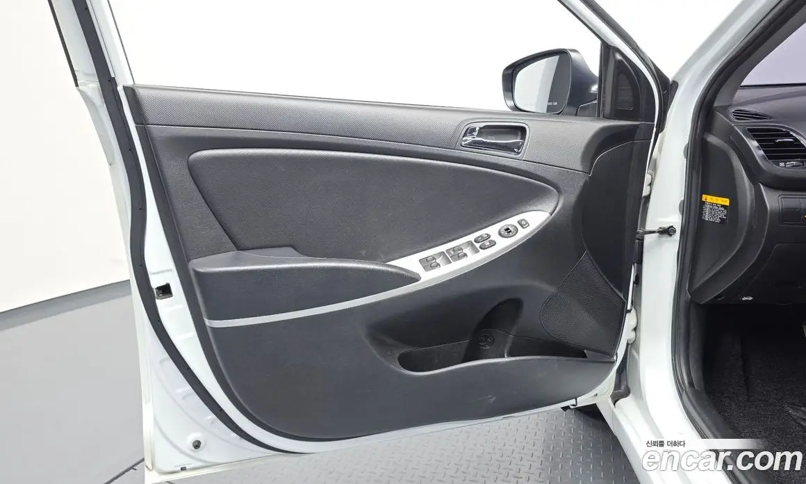 Hyundai Accent 2012 1.6 АКПП, фото 14