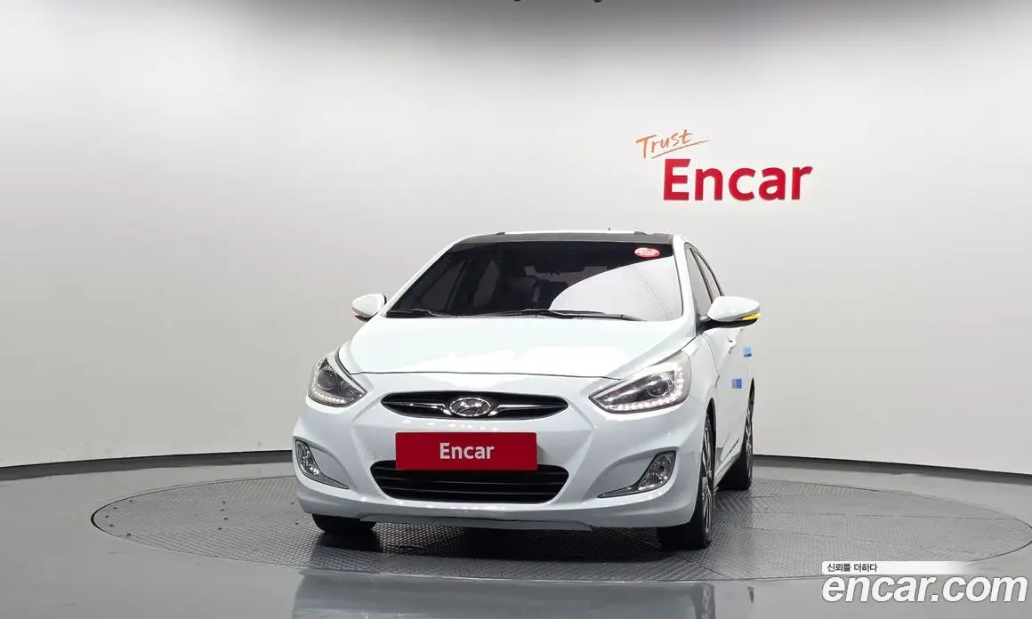 Hyundai Accent 2012 1.6 АКПП, фото 3