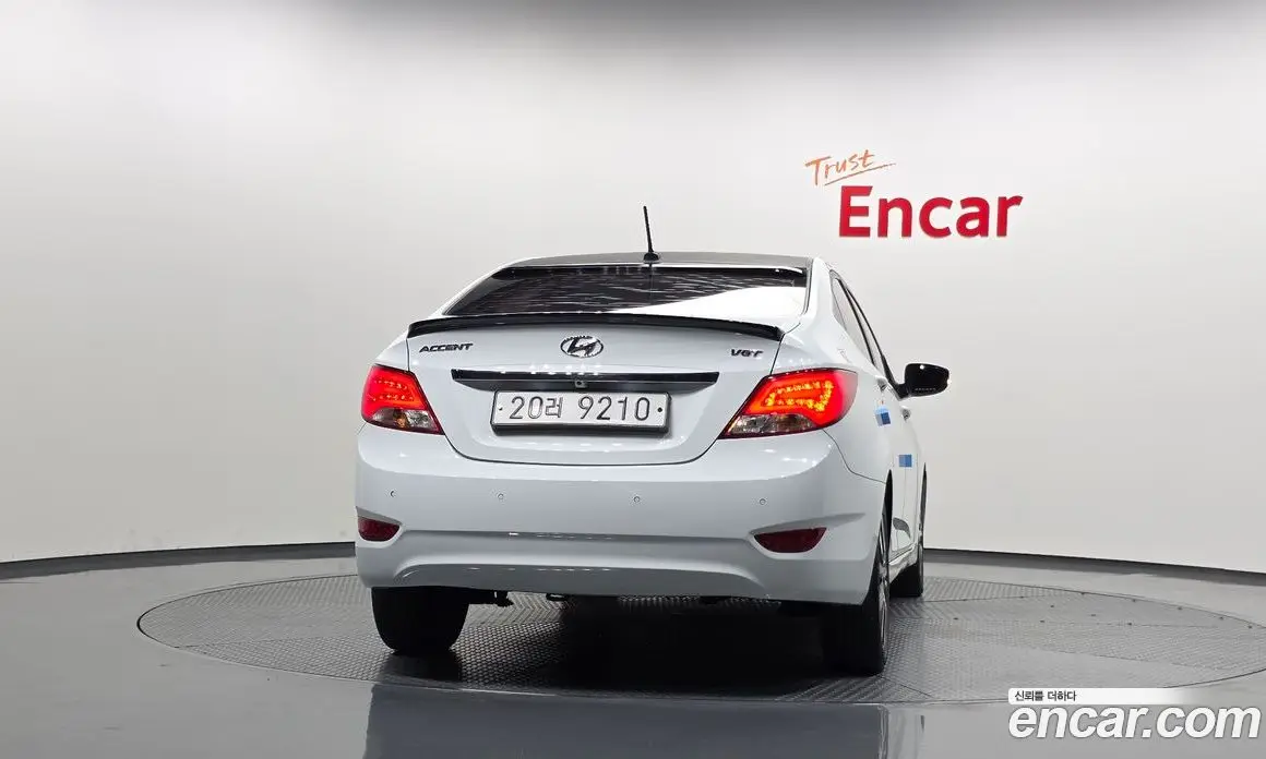 Hyundai Accent 2012 1.6 АКПП, фото 4