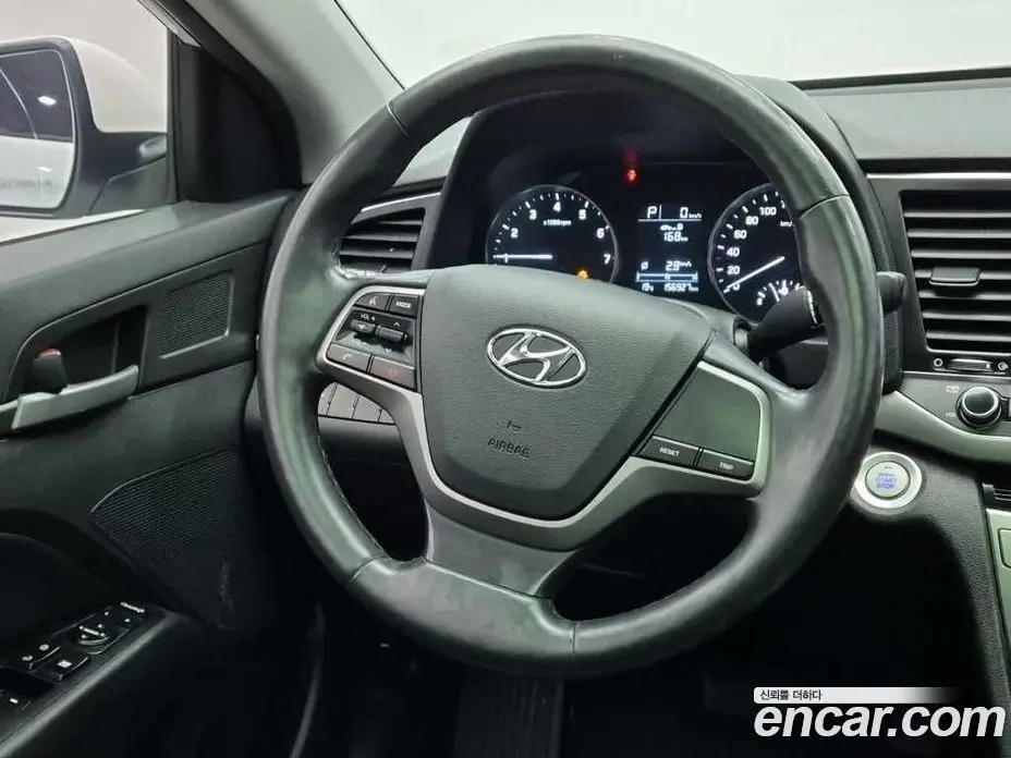 Hyundai Avante 2016 1.6 АКПП, фото 8