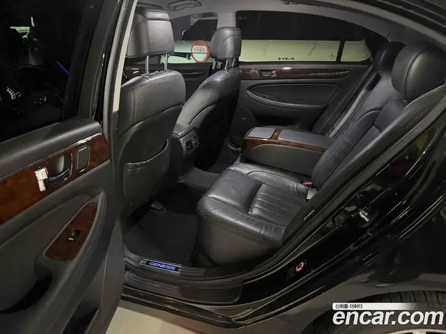 Hyundai Genesis 2010 3.3 АКПП, миниатюра 7