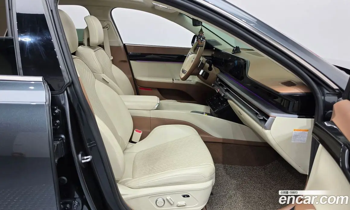 Hyundai Grandeur 2023 1.6 АКПП, фото 16