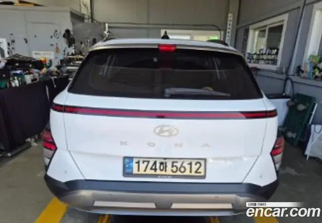Hyundai Kona 2023 2.0 АКПП, миниатюра 2