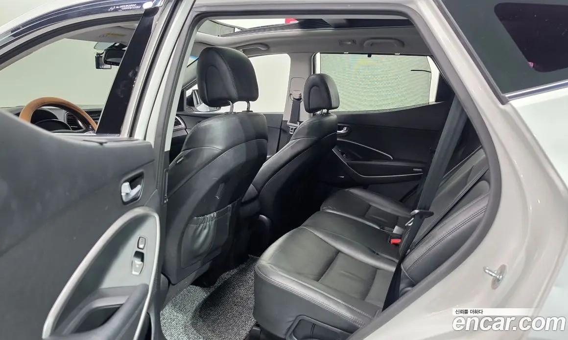 Hyundai Santa Fe 2015 2.0 АКПП, фото 17 Hyundai Santa Fe 2015 2.0 АКПП, фото 17