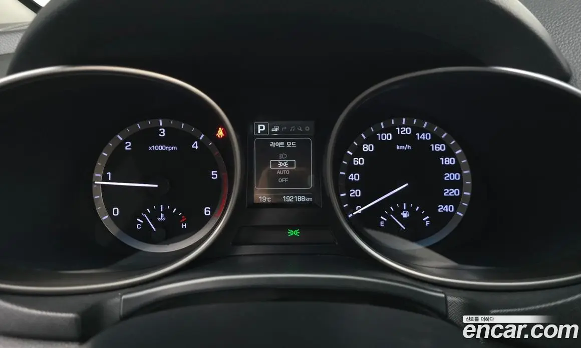 Hyundai Santa Fe 2016 2.0 АКПП, фото 8