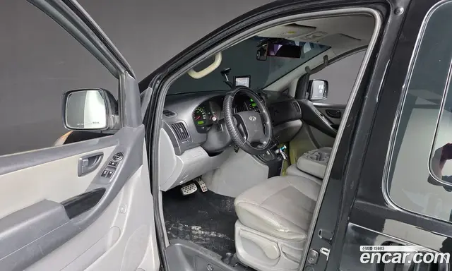 Hyundai Starex 2012 2.5 АКПП, миниатюра 10