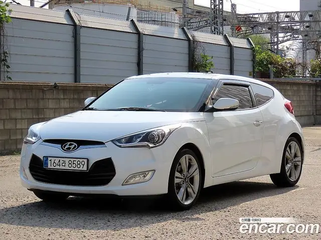 Hyundai Veloster 2015 1.6 АКПП, миниатюра 2 Hyundai Veloster 2015 1.6 АКПП, миниатюра 2