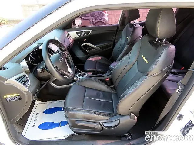 Hyundai Veloster 2015 1.6 АКПП, миниатюра 5 Hyundai Veloster 2015 1.6 АКПП, миниатюра 5