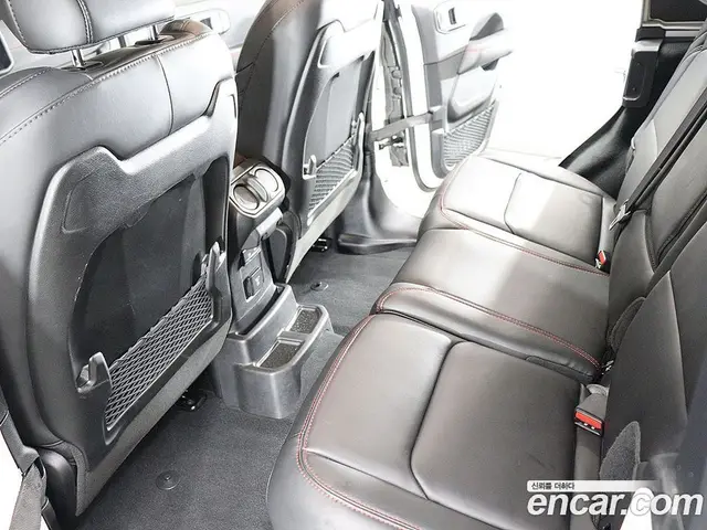 Jeep Wrangler 2024 2.0 АКПП, миниатюра 11 Jeep Wrangler 2024 2.0 АКПП, миниатюра 11