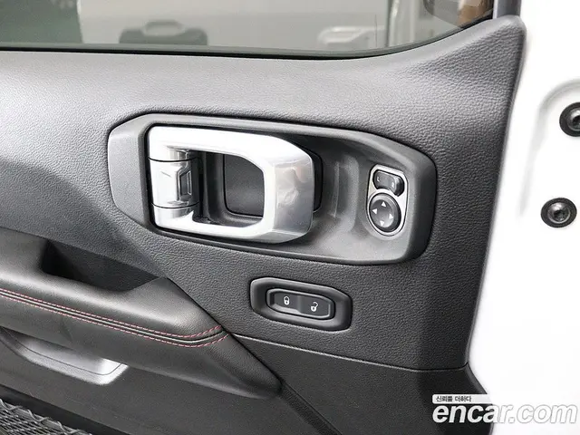 Jeep Wrangler 2024 2.0 АКПП, миниатюра 12