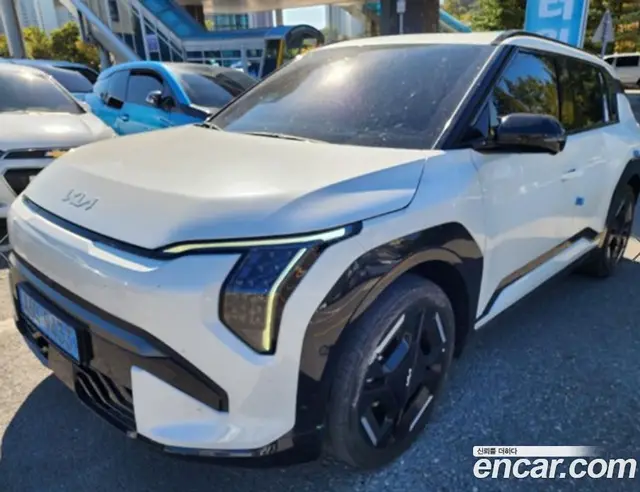 Kia EV3 2025 0.1 АКПП, миниатюра 3