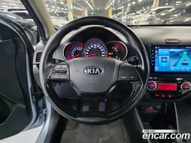 Kia Morning 2015 1.0, миниатюра 8