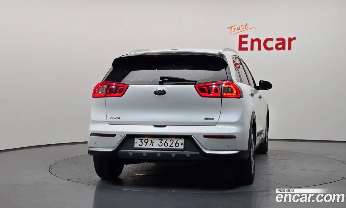 Kia Niro 2018 1.6 АКПП, фото 4