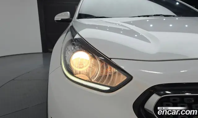 Kia Niro 2018 1.6 АКПП, миниатюра 8