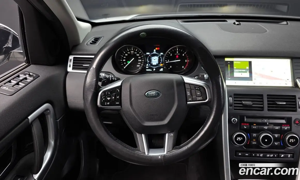 Land Rover Discovery Sport 2017 2.0 АКПП, фото 13