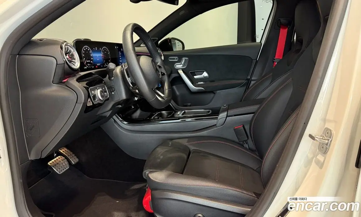 Mercedes-Benz A-Class 2025 2.0 АКПП, фото 19