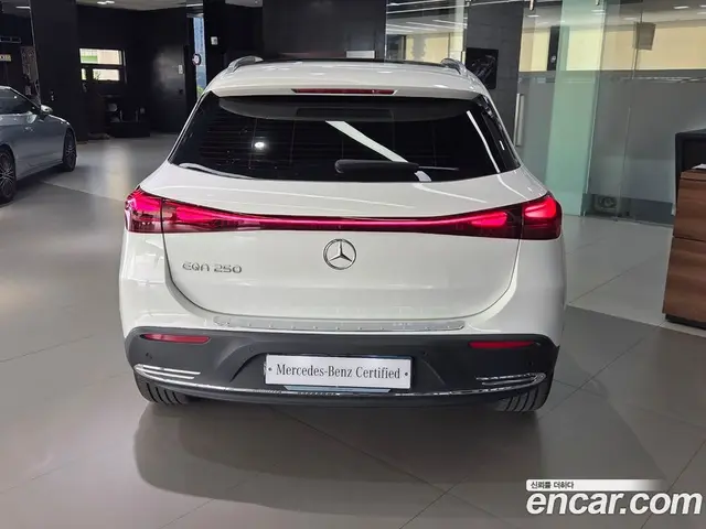 Mercedes-Benz EQA 2025 0.2 АКПП, миниатюра 4