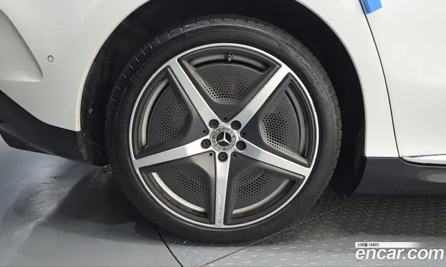 Mercedes-Benz EQE 2023 0.3 АКПП, миниатюра 5 Mercedes-Benz EQE 2023 0.3 АКПП, миниатюра 5