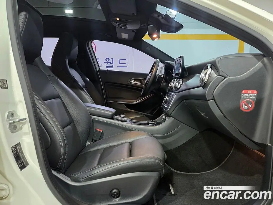 Mercedes-Benz GLA-Class 2017 2.0 АКПП, фото 18