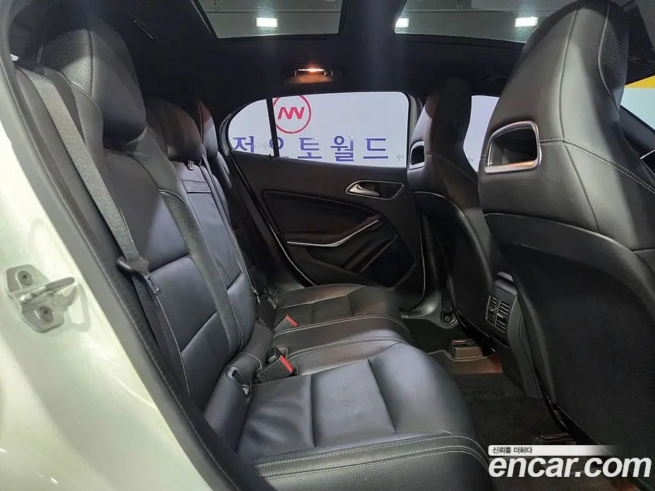 Mercedes-Benz GLA-Class 2017 2.0 АКПП, фото 19