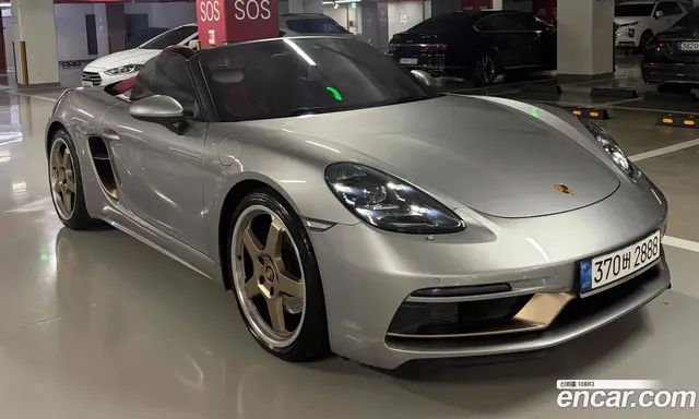 Porsche 718, 2021, 6 800 км
