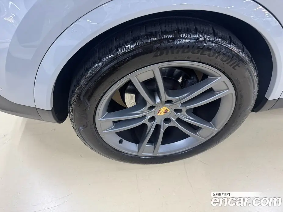 Porsche Cayenne 2023 3.0 АКПП, фото 13 Porsche Cayenne 2023 3.0 АКПП, фото 13